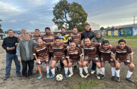 /album/fotogaleria-serie-super-senior/super-senior-nueva-estrella-del-mar-2-vs-juventud-letelier-0-sabado-23-08-25-4-jpg1/